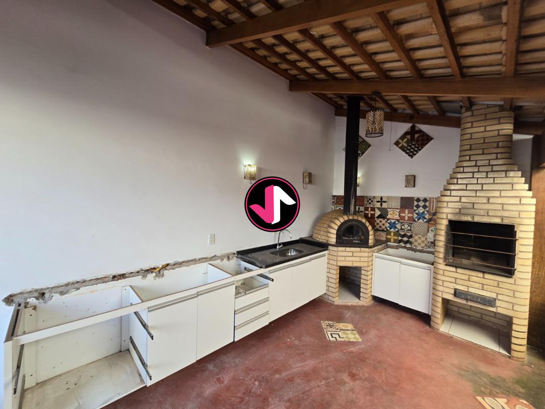 Casa de Condomínio à venda com 3 quartos, 220m² - Foto 6