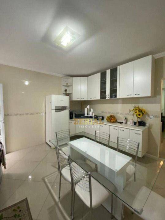 Sobrado à venda com 3 quartos, 248m² - Foto 5