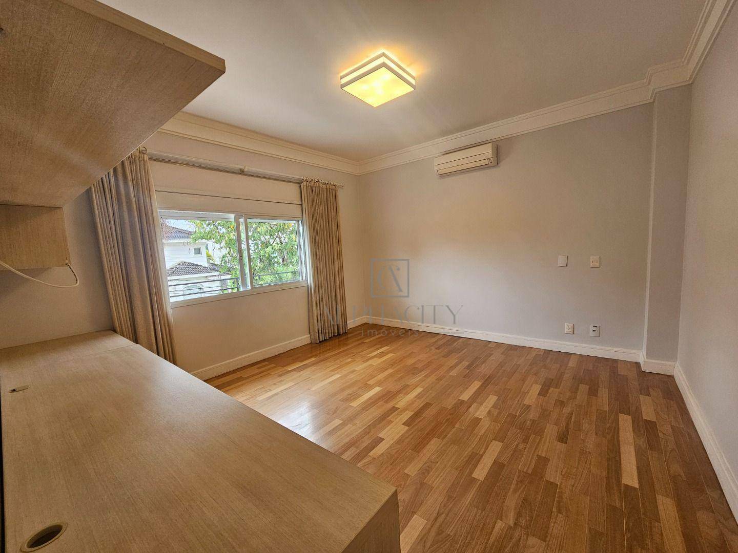 Casa de Condomínio à venda com 4 quartos, 600m² - Foto 25