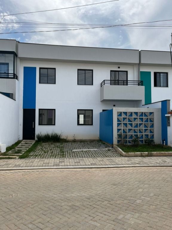 Casa de Condomínio à venda com 2 quartos, 90m² - Foto 1