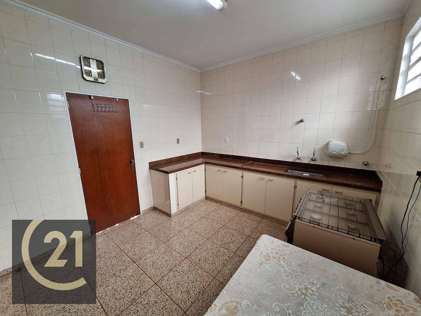 Casa à venda com 3 quartos, 155m² - Foto 4