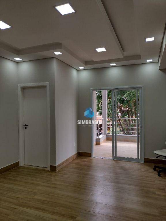 Casa à venda com 4 quartos, 246m² - Foto 21