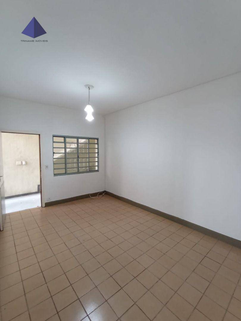 Apartamento para alugar com 1 quarto, 50m² - Foto 2