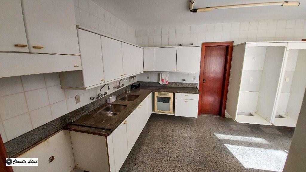 Apartamento à venda com 4 quartos, 389m² - Foto 18