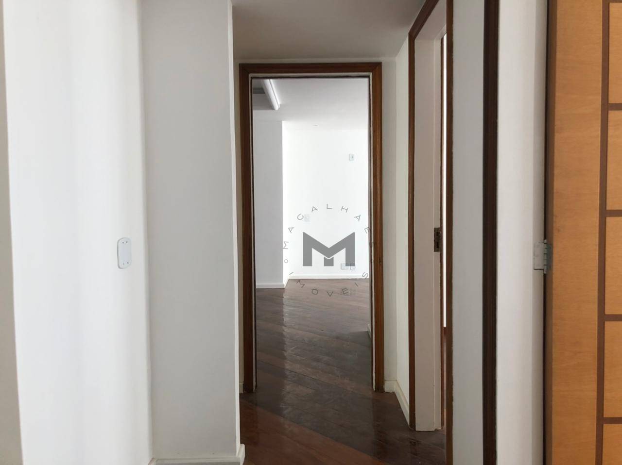 Apartamento à venda com 3 quartos, 130m² - Foto 10