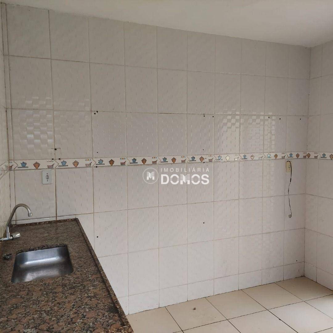 Casa à venda com 4 quartos, 180m² - Foto 39