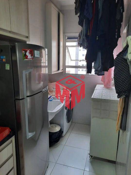 Apartamento à venda com 3 quartos, 70m² - Foto 8