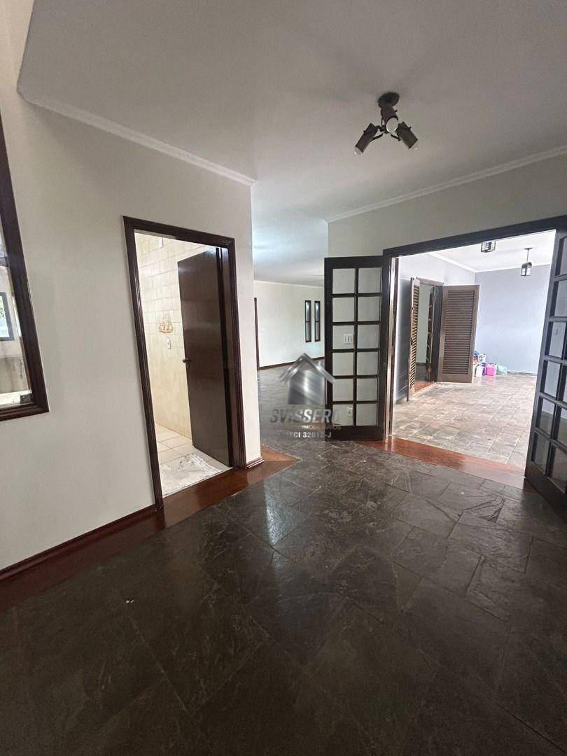 Casa, 4 quartos, 308 m² - Foto 13