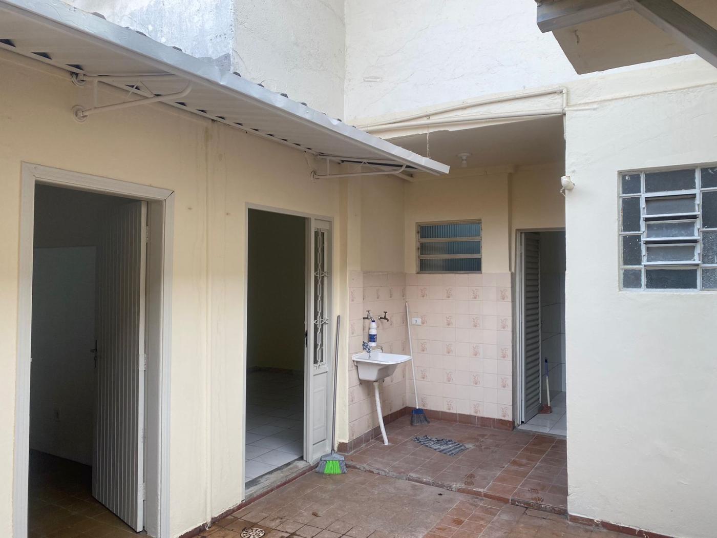 Casa para alugar com 3 quartos, 110m² - Foto 26