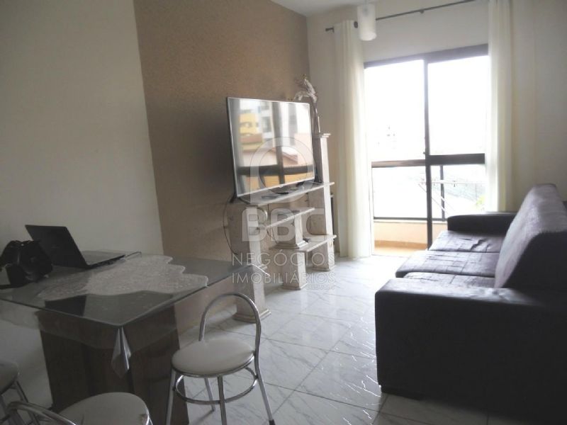 Apartamento à venda com 2 quartos, 67m² - Foto 5