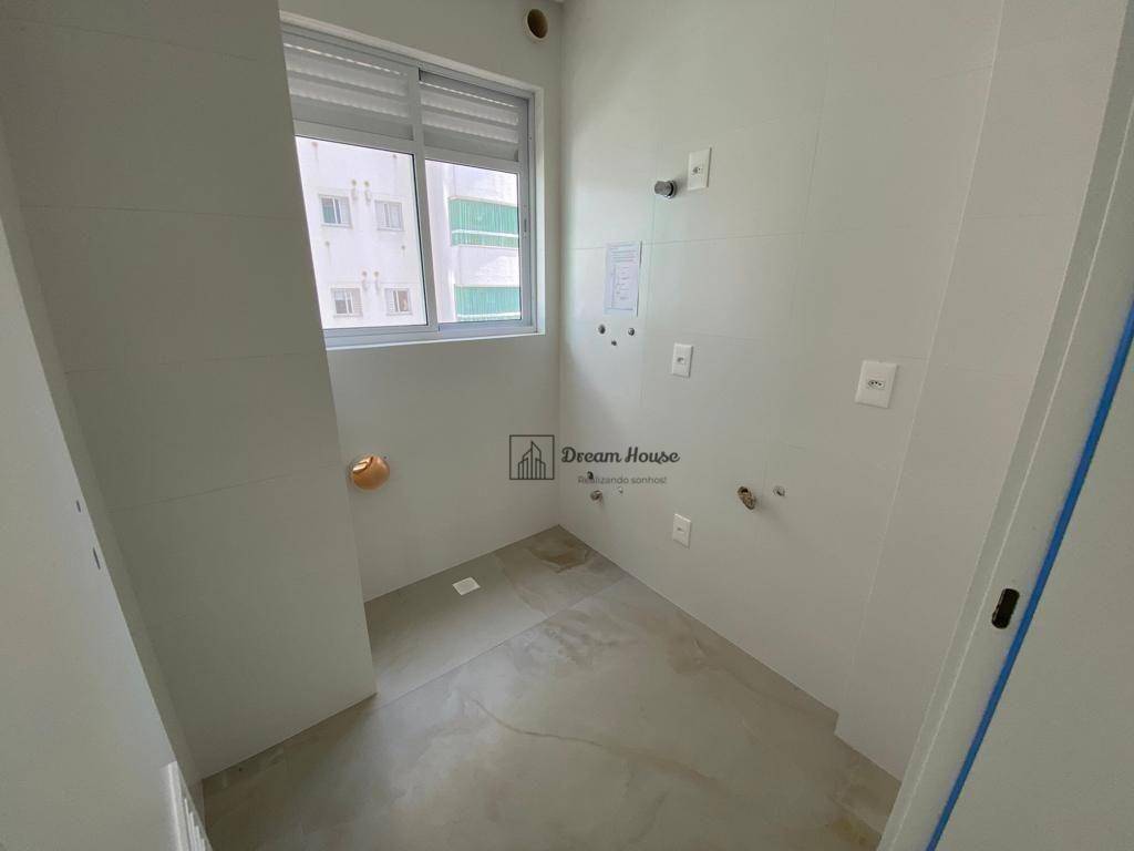 Apartamento à venda com 3 quartos, 129m² - Foto 15