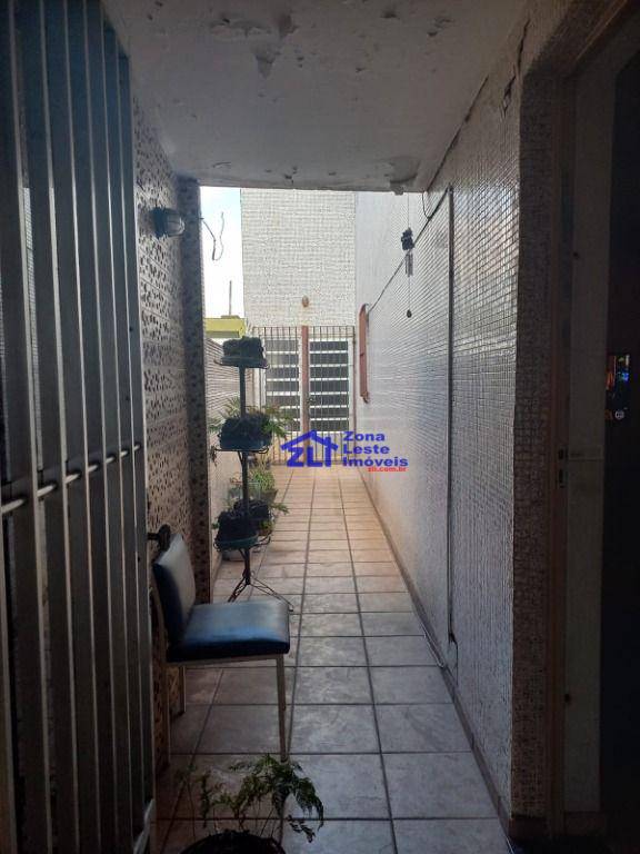 Sobrado à venda com 3 quartos, 336m² - Foto 22