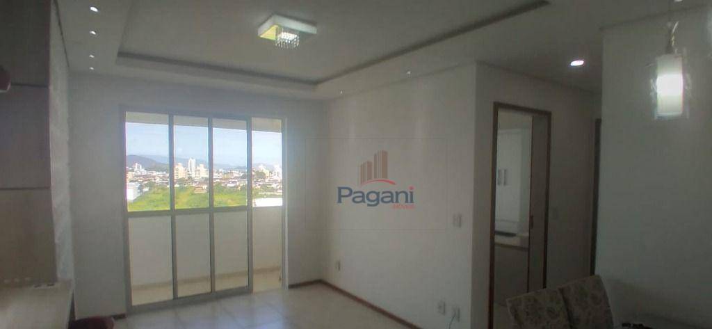 Apartamento para alugar com 2 quartos, 59m² - Foto 15