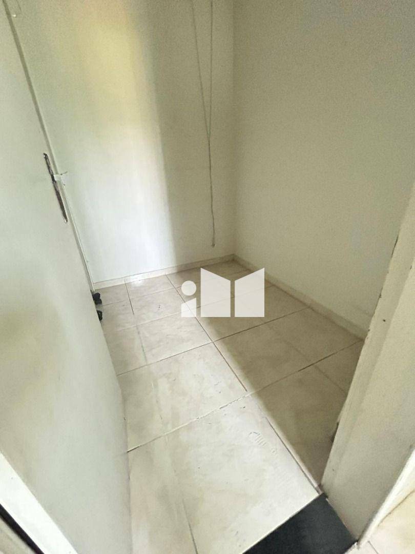 Apartamento à venda com 3 quartos, 90m² - Foto 14