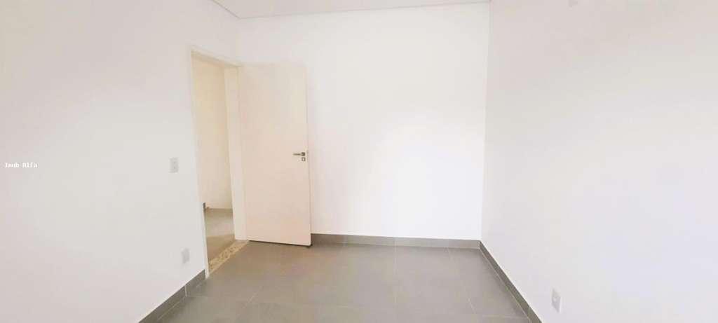 Sobrado à venda com 2 quartos, 100m² - Foto 1