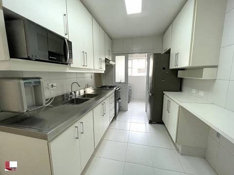 Apartamento à venda com 3 quartos, 100m² - Foto 8