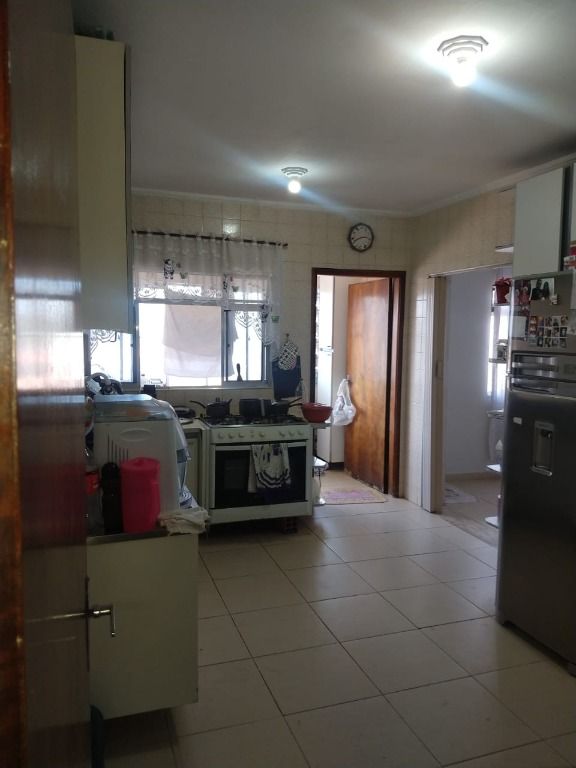 Apartamento à venda com 4 quartos, 150m² - Foto 22