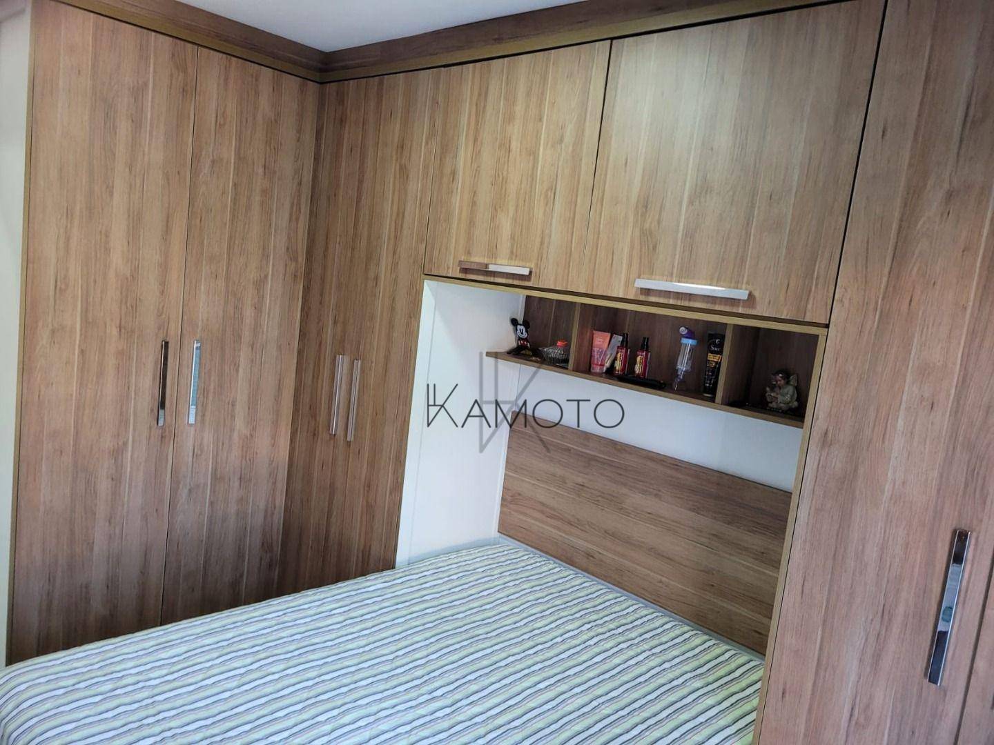 Apartamento à venda com 3 quartos, 75m² - Foto 4