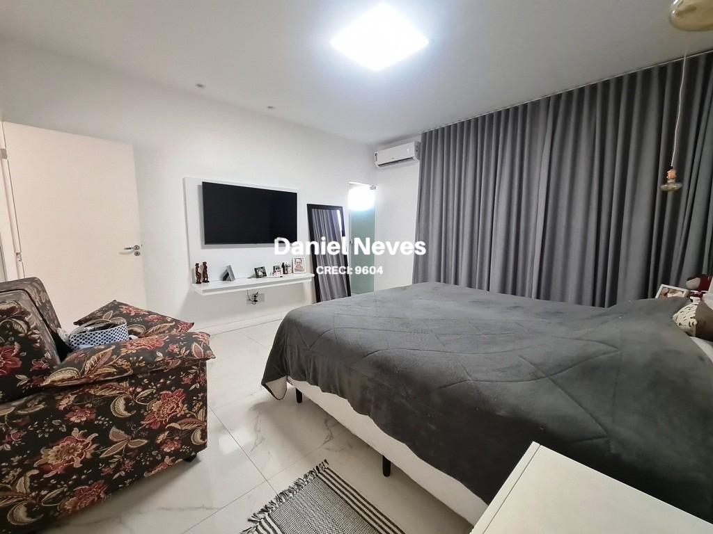 Casa de Condomínio à venda com 4 quartos, 250m² - Foto 21