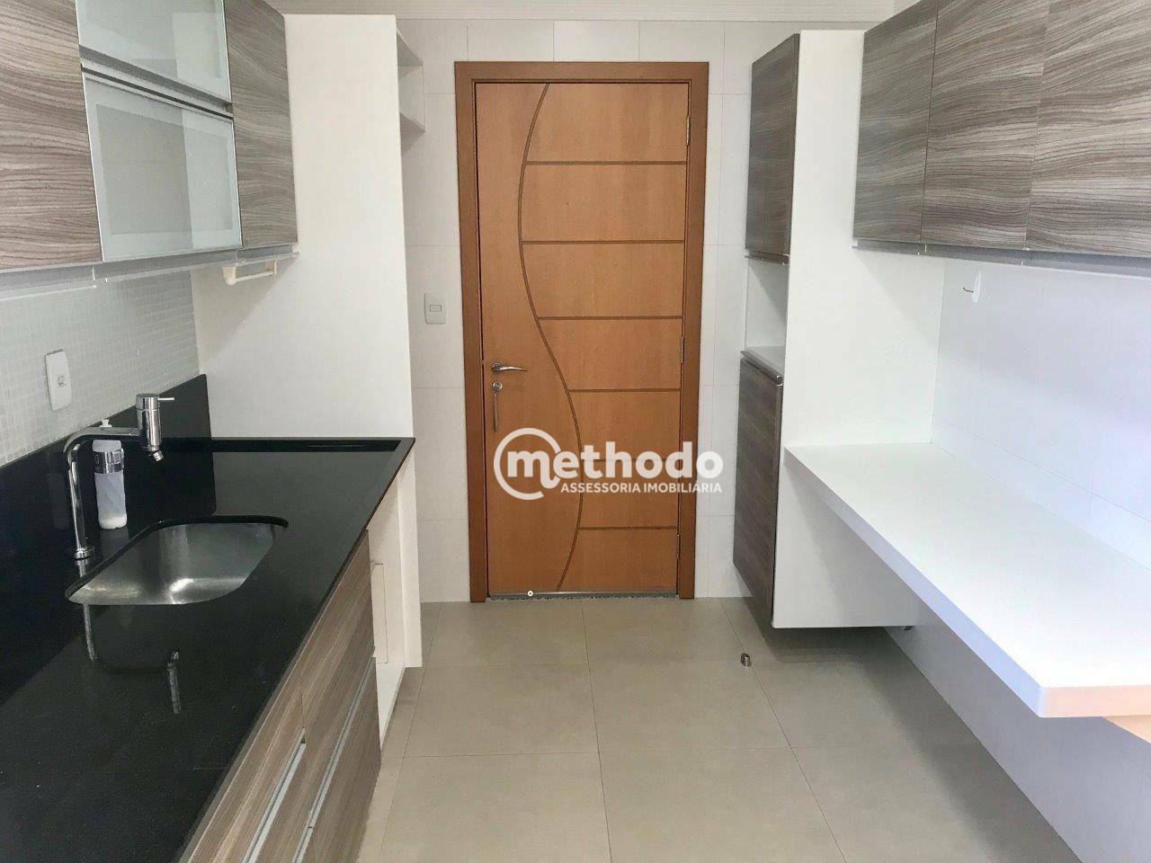 Apartamento para alugar com 3 quartos, 106m² - Foto 9