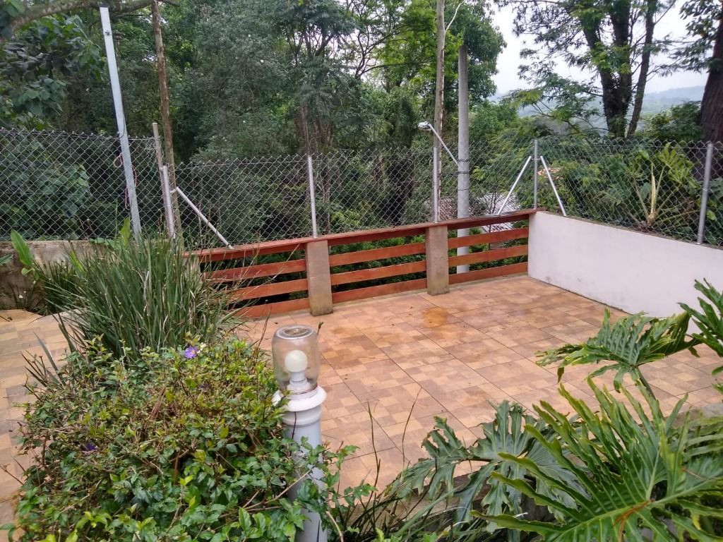 Casa de Condomínio à venda e aluguel com 3 quartos, 150m² - Foto 26