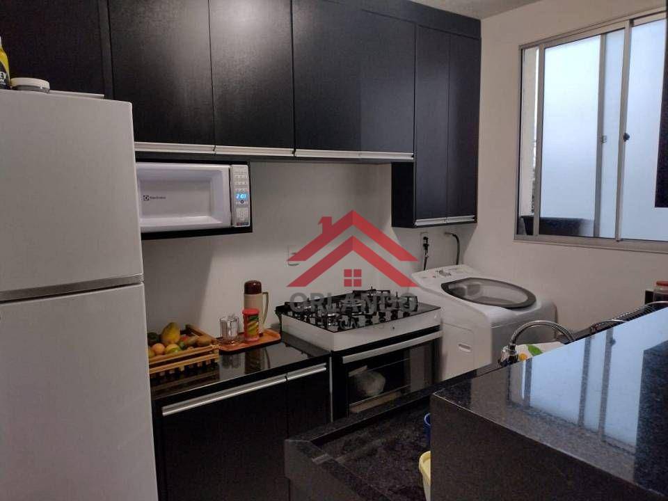 Apartamento à venda com 2 quartos, 44m² - Foto 1