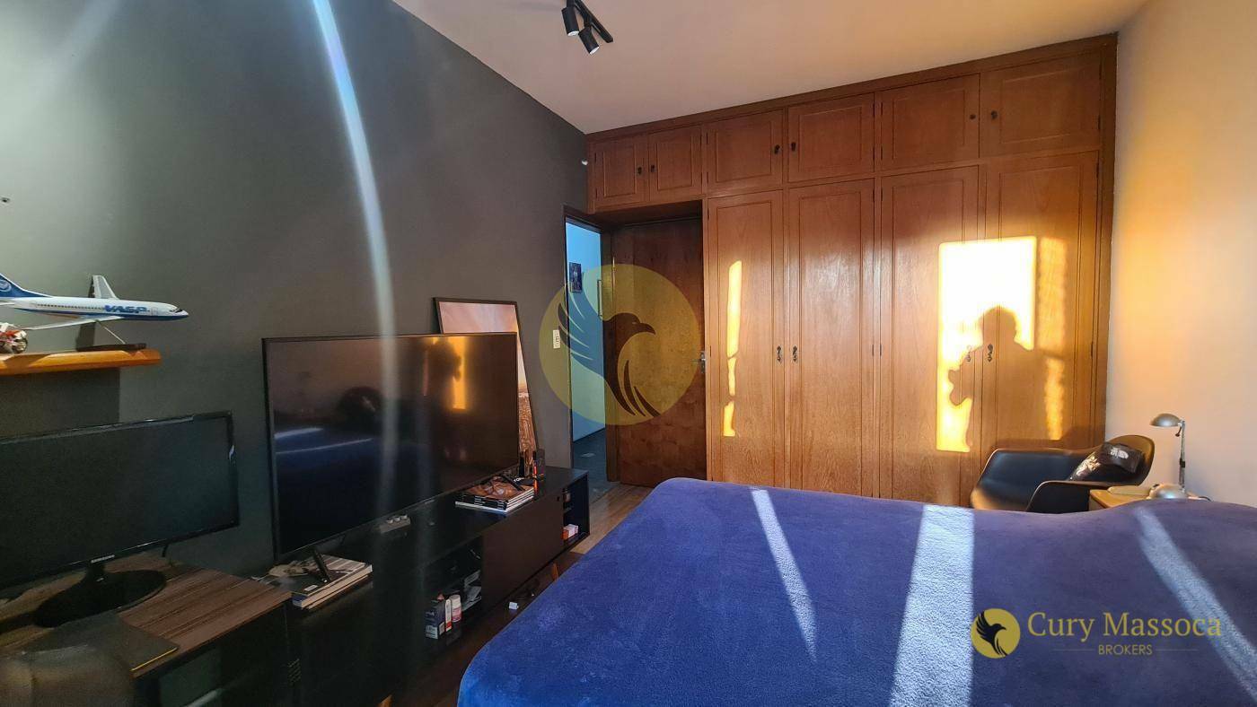 Casa à venda com 4 quartos, 308m² - Foto 14