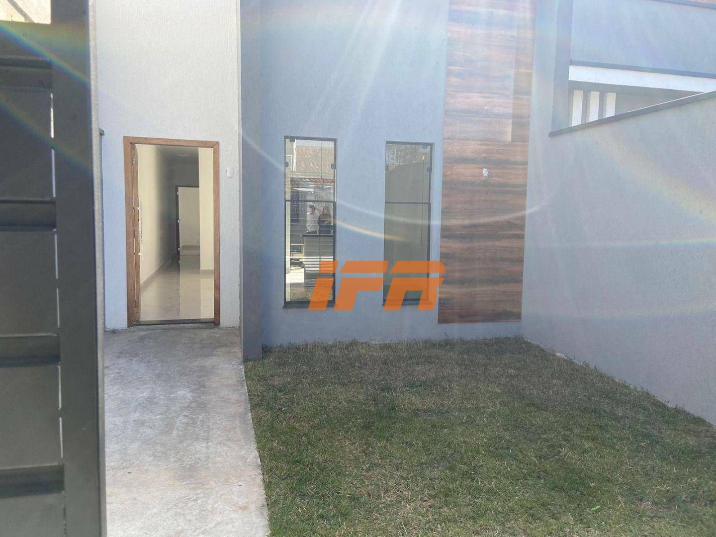 Casa à venda com 2 quartos, 68m² - Foto 14