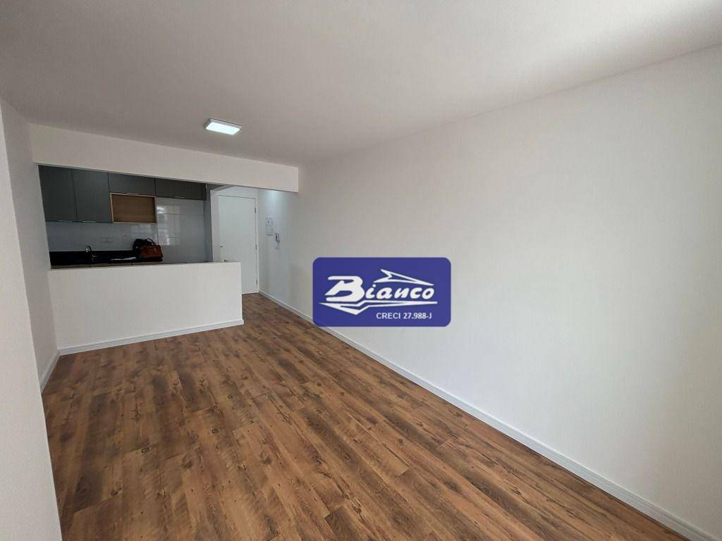 Apartamento para alugar com 2 quartos, 67m² - Foto 6
