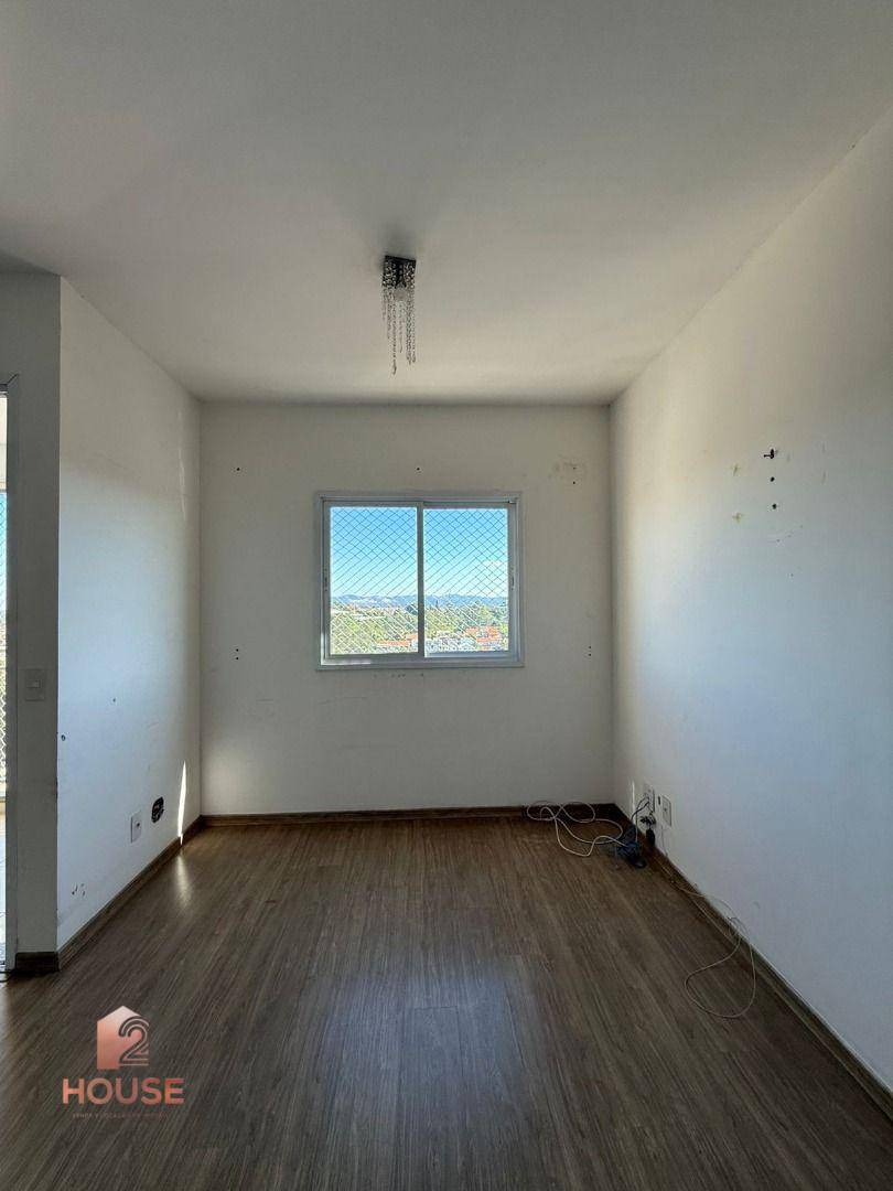 Apartamento para alugar com 2 quartos, 72m² - Foto 19