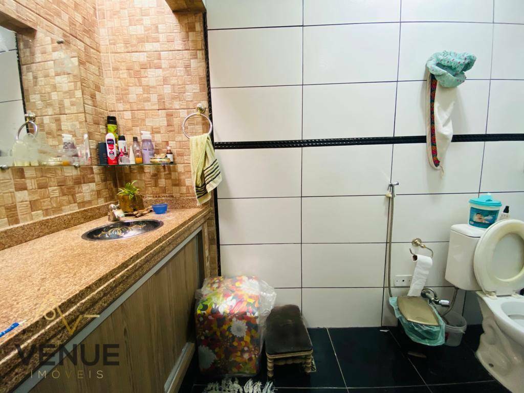 Sobrado à venda com 3 quartos, 180m² - Foto 46