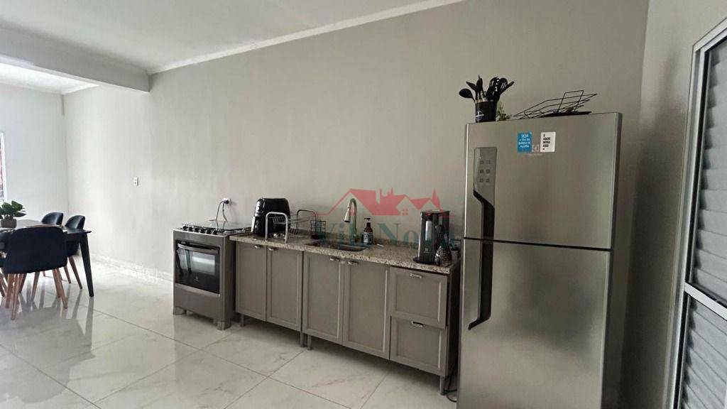 Sobrado à venda e aluguel com 3 quartos, 208m² - Foto 34