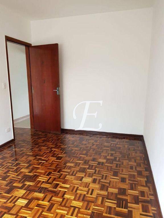 Apartamento para alugar com 2 quartos, 65m² - Foto 4