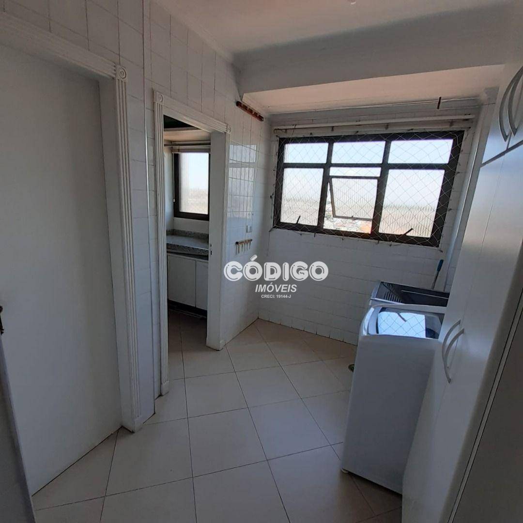 Apartamento à venda com 3 quartos, 115m² - Foto 11