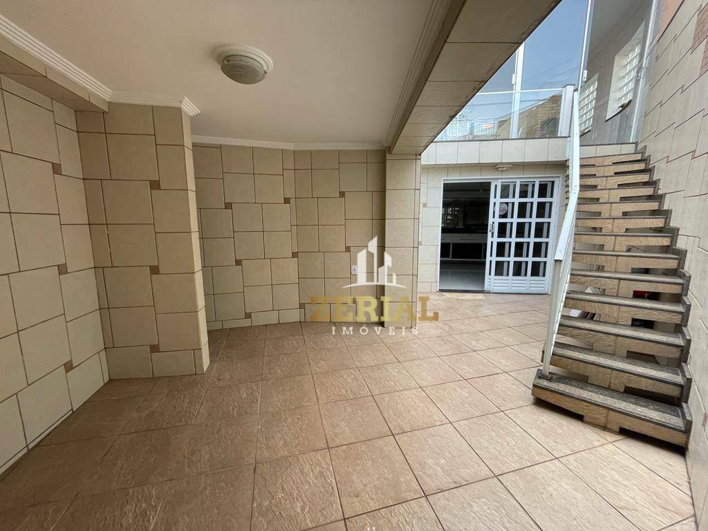 Sobrado à venda com 3 quartos, 230m² - Foto 4