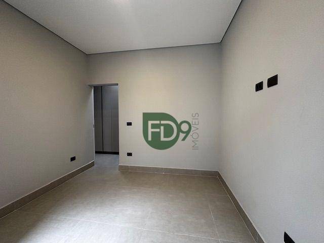 Casa à venda com 2 quartos, 165m² - Foto 25