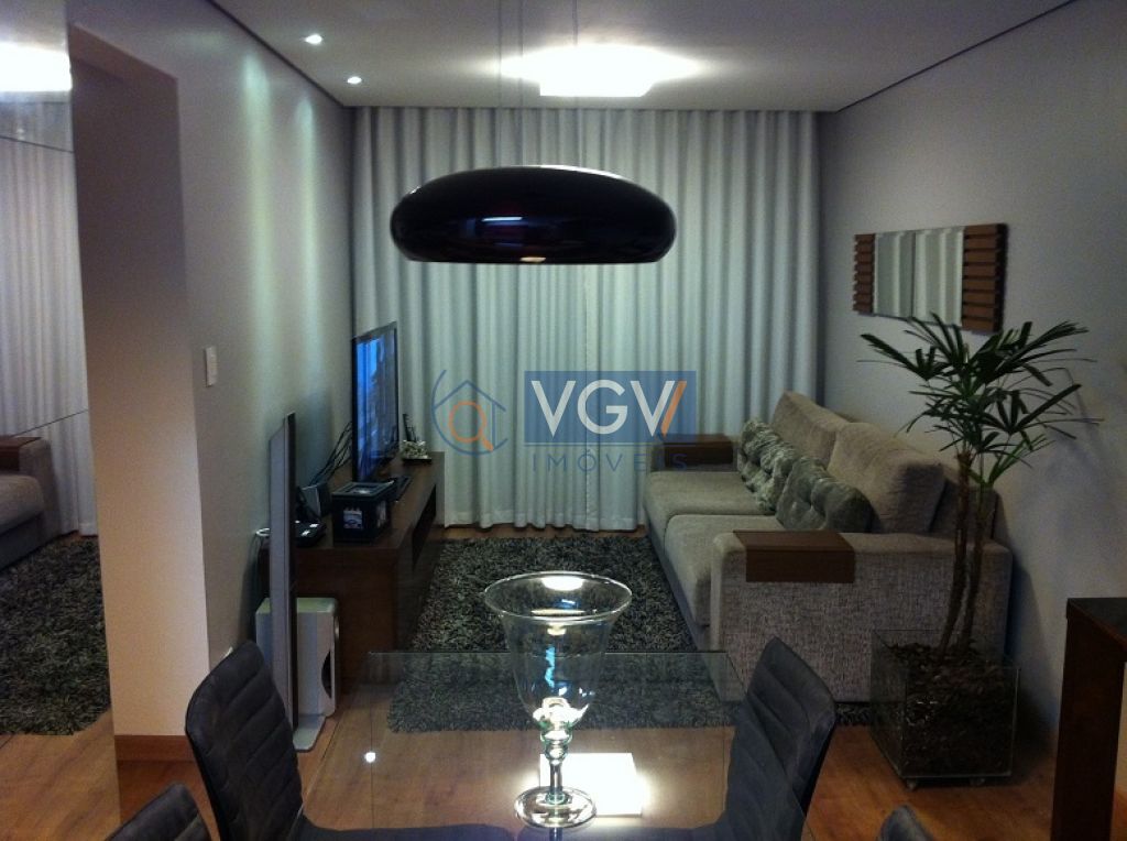 Apartamento à venda com 2 quartos, 70m² - Foto 5