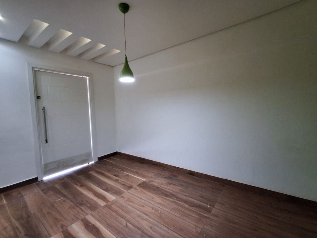 Casa à venda com 2 quartos, 67m² - Foto 26