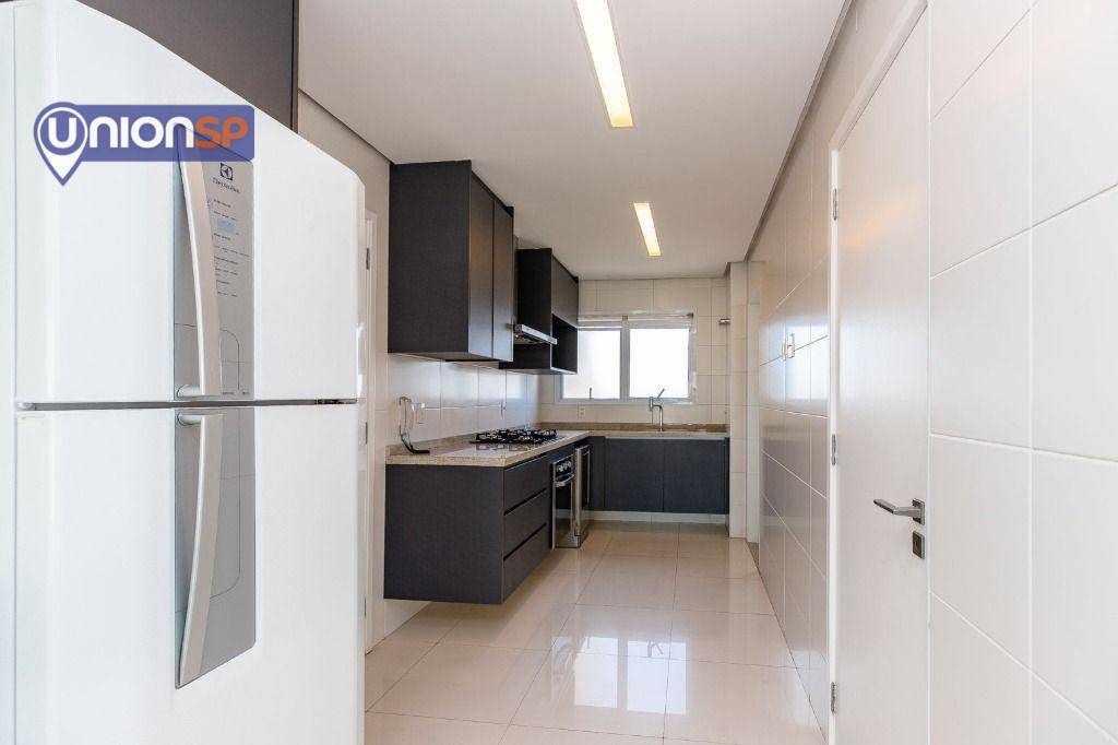 Apartamento à venda com 3 quartos, 157m² - Foto 19