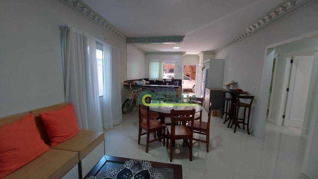 Casa à venda com 5 quartos, 250m² - Foto 17