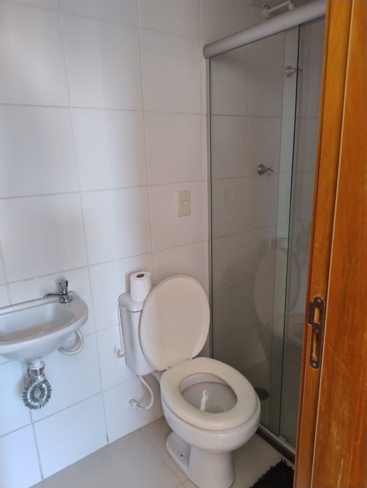 Apartamento para alugar com 3 quartos, 77m² - Foto 11