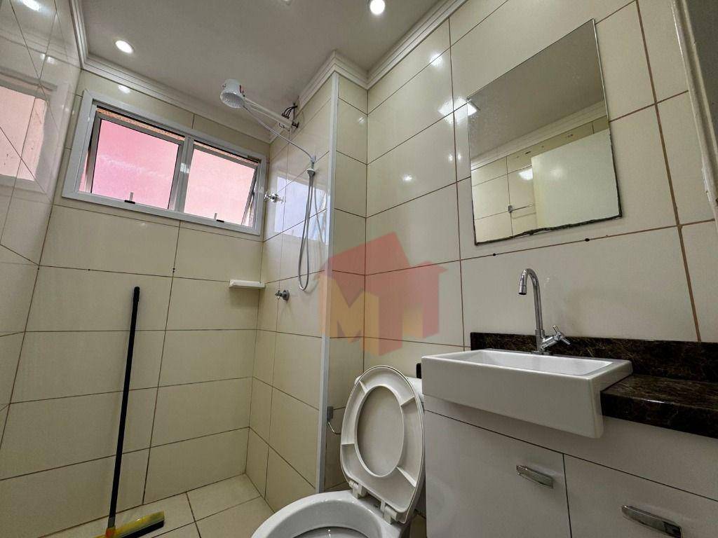 Apartamento para alugar com 2 quartos, 58m² - Foto 11