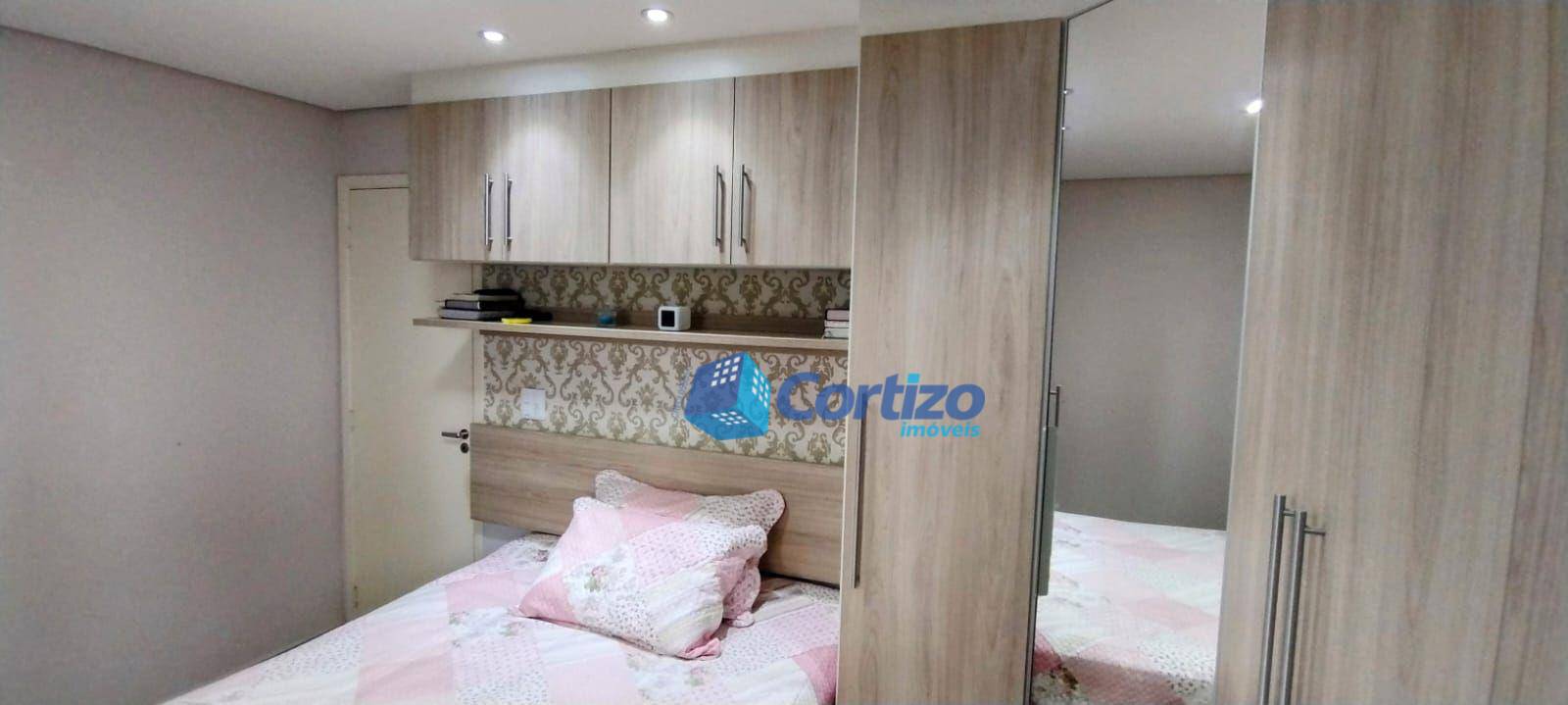 Apartamento à venda com 3 quartos, 72m² - Foto 1