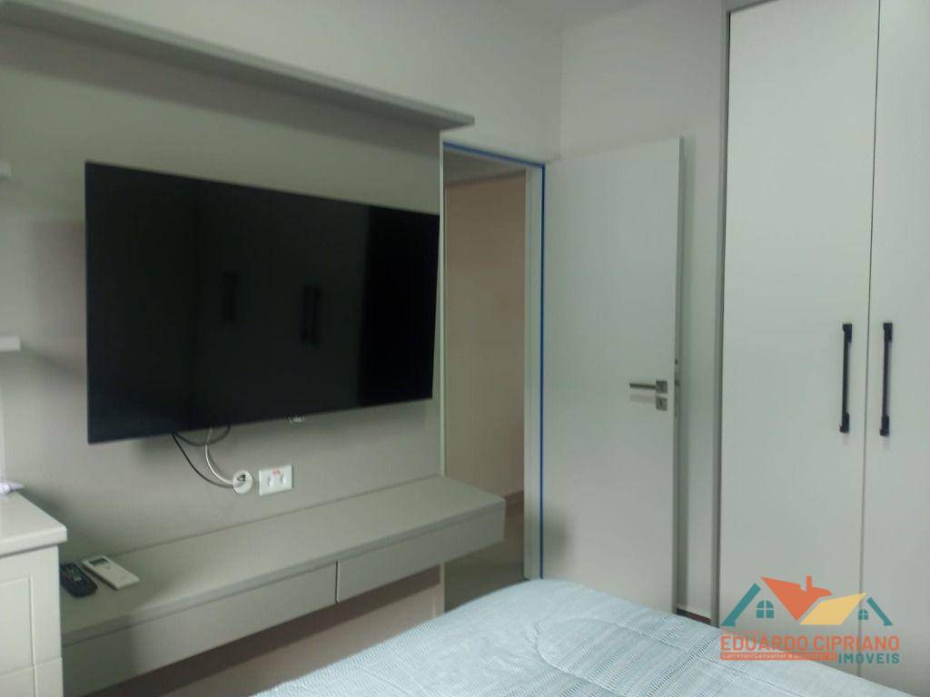 Apartamento à venda com 3 quartos, 101m² - Foto 4