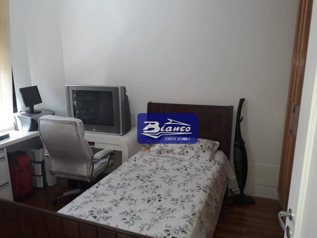 Apartamento à venda com 3 quartos, 176m² - Foto 19