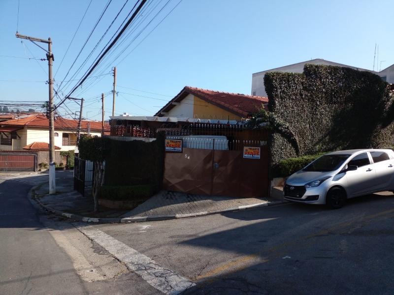 Sobrado à venda com 3 quartos, 200m² - Foto 1