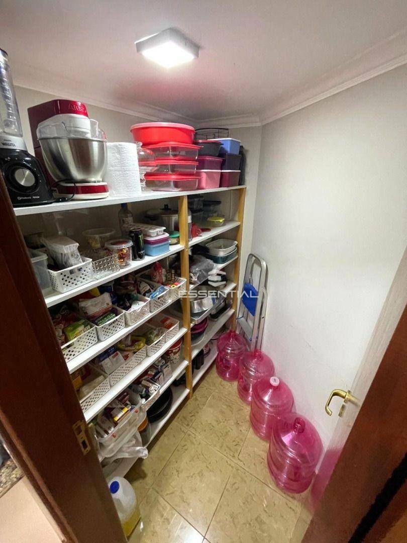 Casa de Condomínio à venda com 5 quartos, 290m² - Foto 17