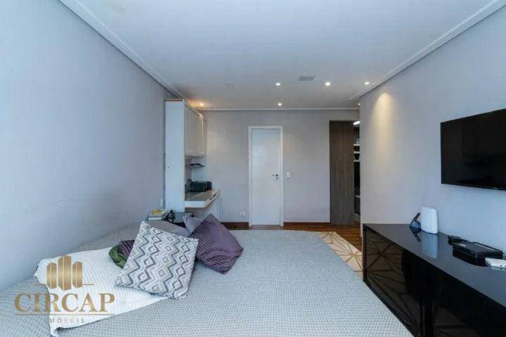 Apartamento à venda com 3 quartos, 220m² - Foto 12