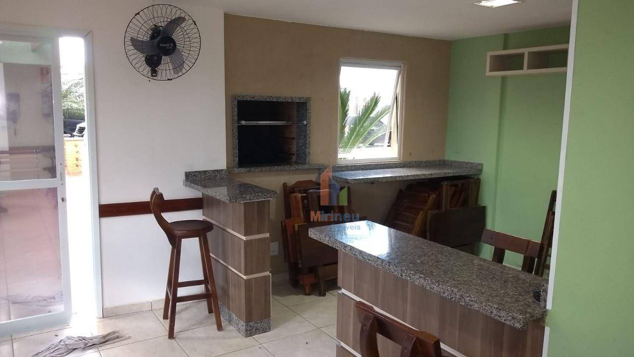 Apartamento à venda com 2 quartos, 57m² - Foto 1