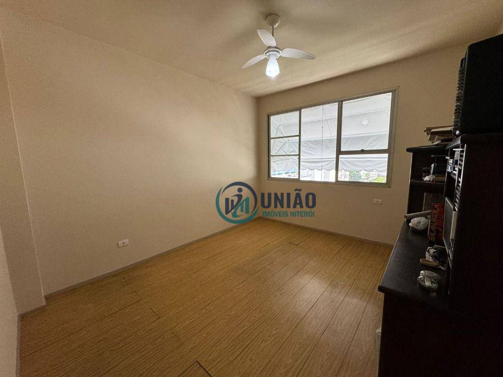 Apartamento à venda com 3 quartos, 115m² - Foto 6